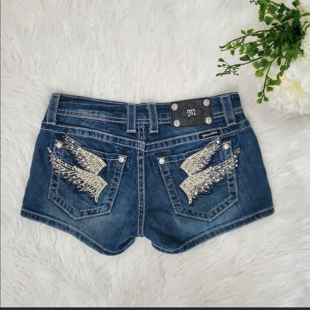 Miss Me Sz 27 Jean Shorts Embellished Bling Wings
